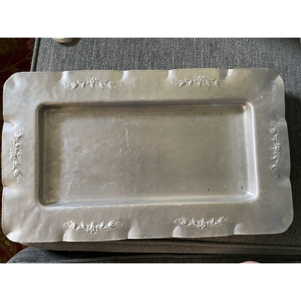 Hand forged Everlast metal aluminum tray